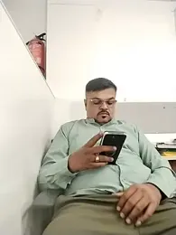 imagem do stream de Desi_Gujju_Boy